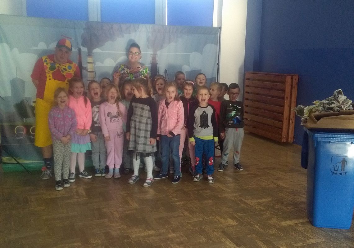 Udział w przedstawieniu "Pan Bzdurka i pani Makulaturka"