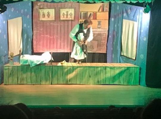 "Opowieść Wigilijna" w grupie 0 a