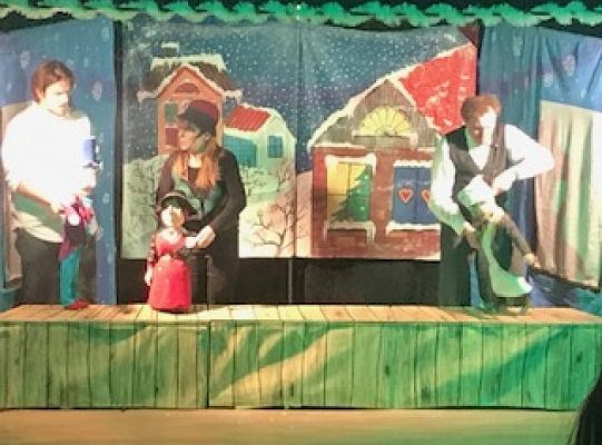 "Opowieść Wigilijna" w grupie 0 a