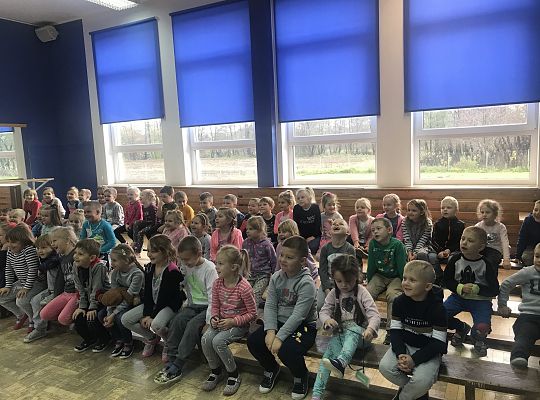 Pan Bzdura i Pani Makulatura, przedstawienie teatralne