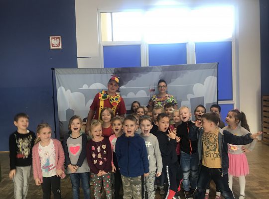 Pan Bzdura i Pani Makulatura, przedstawienie teatralne