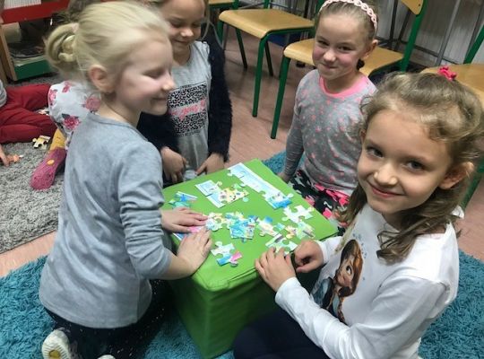 Baśniowo - bajkowe przygody grupy 0 A