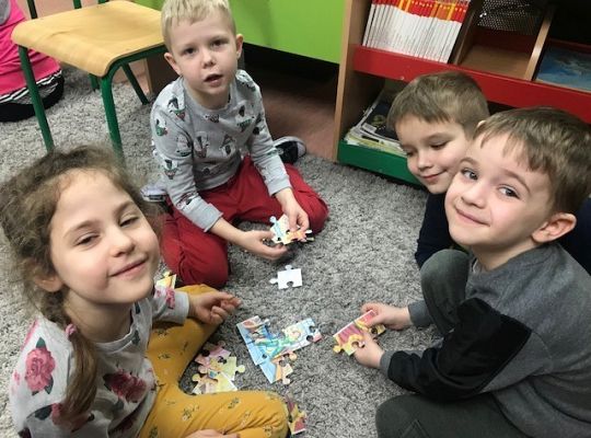 Baśniowo - bajkowe przygody grupy 0 A