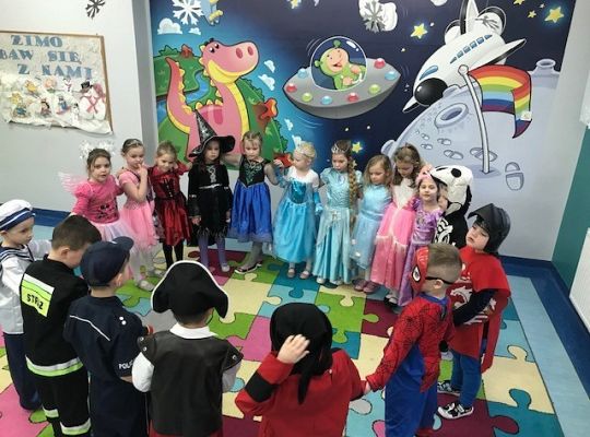 Przed balem karnawałowym