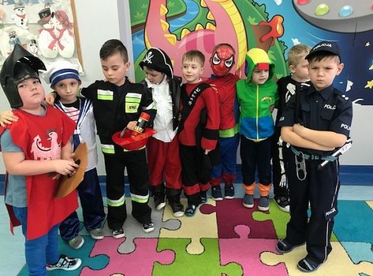 Przed balem karnawałowym