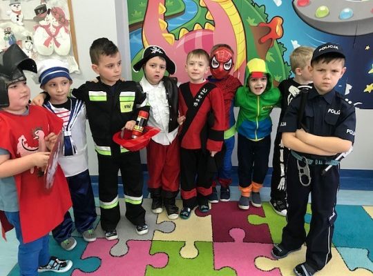 Przed balem karnawałowym