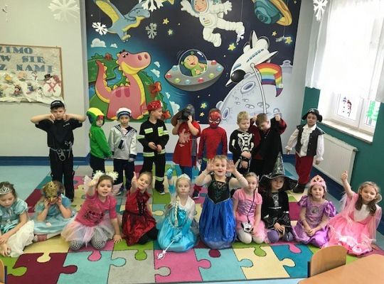 Przed balem karnawałowym