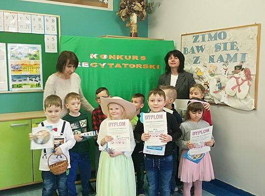 Szkolne eliminacje do konkursu recytatorskiego "Trudne wierszyki łamiące języki"