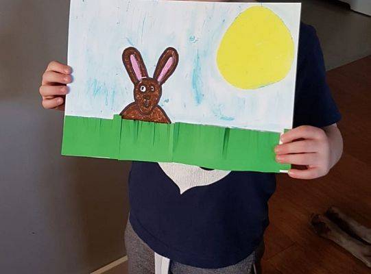 MALI ARTYŚCI: motylki i zajączki / praca zdalna