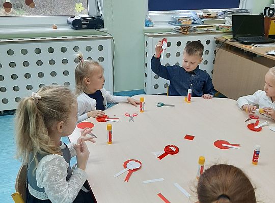 ,,Jeszcze Polska nie zginęła, kiedy my żyjemy..."