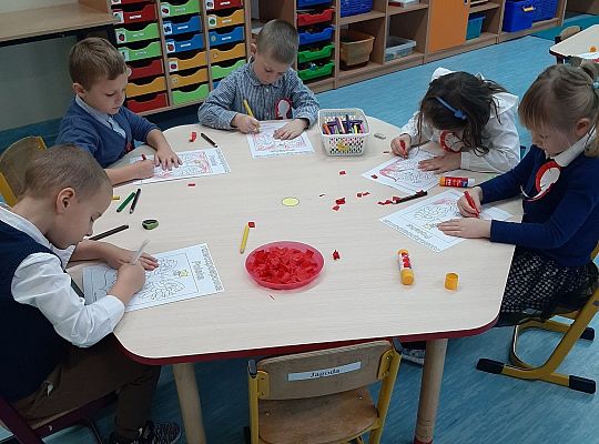 ,,Jeszcze Polska nie zginęła, kiedy my żyjemy..."