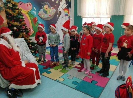 DZIŚ  ODWIEDZIŁ NAS MIKOŁAJ