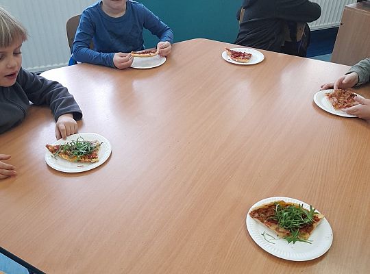 ŚWIĘTO PIZZY U BIEDRONEK