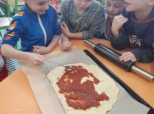 ŚWIĘTO PIZZY U BIEDRONEK