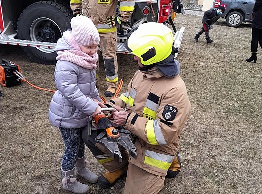 SPOTKANIE ZE STRAŻAKAMI ... CZYM JEST ODWAGA ?