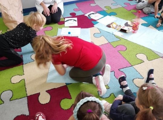 TWORZYMY DROGĘ DO ZDROWIA - SPOTKANIE Z PANIĄ PIELĘGNIARKĄ