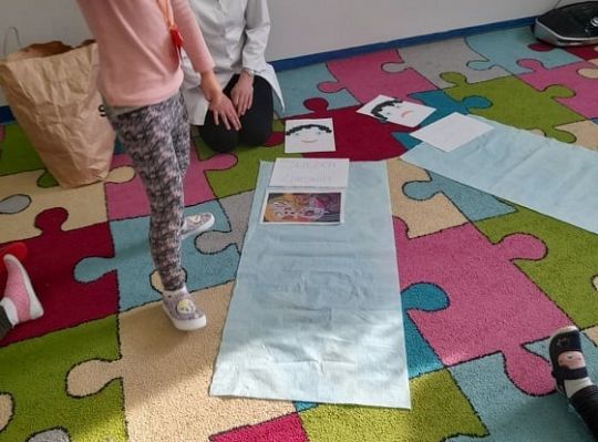 TWORZYMY DROGĘ DO ZDROWIA - SPOTKANIE Z PANIĄ PIELĘGNIARKĄ