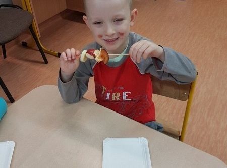 Robimy owocowe szaszłyki