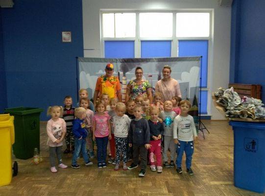 0 D segreguje śmieci