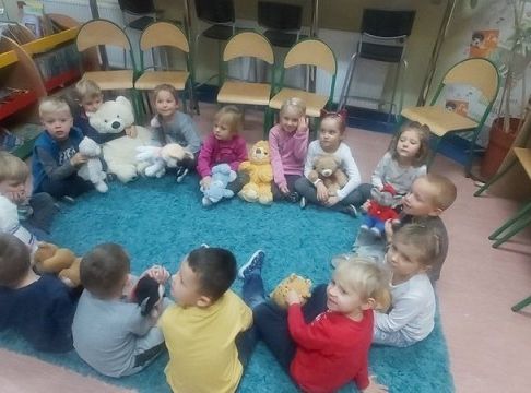 Dzień Pluszowego Misia w 0 E