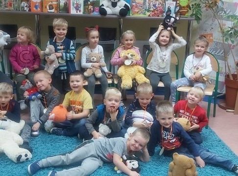 Dzień Pluszowego Misia w 0 E