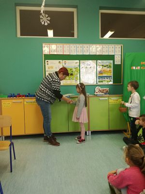 Szkolne eliminacje do konkursu recytatorskiego "Trudne wierszyki łamiące języki"