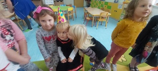 Urodziny Amandy z grupy 0 E